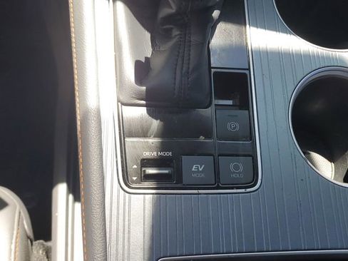 Used 2021 Toyota Sienna XSE image 29