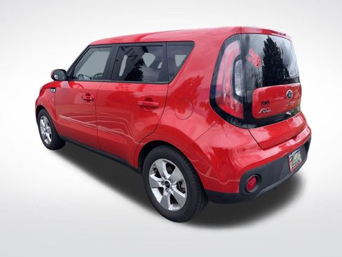 Used 2019 Kia Soul FWD image 4