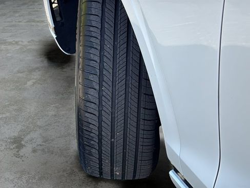 Certified 2026 Genesis GV70 2.5T AWD/4WD image 44