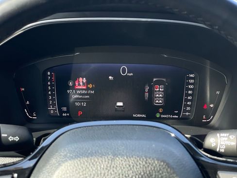 Certified 2025 Honda Pilot Elite image 13