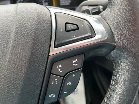 Used 2020 Ford Fusion Titanium image 14