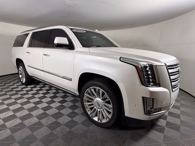 Used 2019 Cadillac Escalade ESV Platinum AWD/4WD image 9