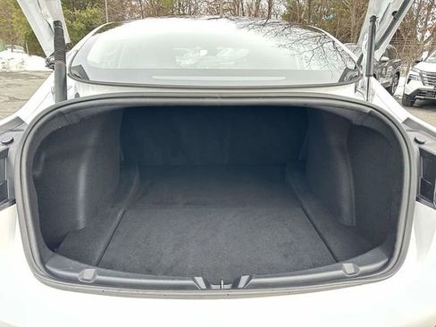 Used 2023 Tesla Model 3 Standard Range image 12