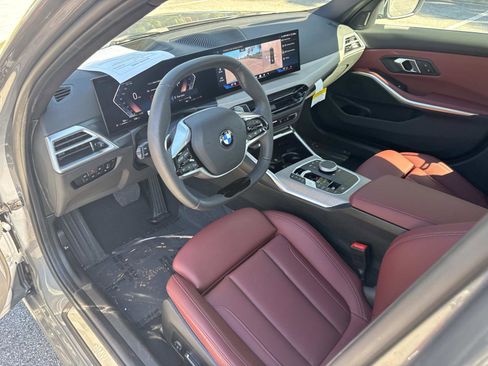 Certified 2025 BMW 330i Sedan w/ Premium Package image 32