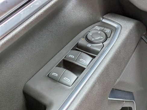 Used 2025 Chevrolet Silverado 1500 LT AWD/4WD image 24