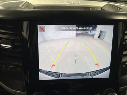 Used 2022 RAM 1500 Big Horn AWD/4WD image 16
