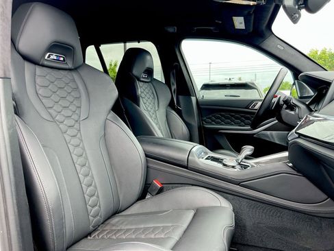 Used 2023 BMW X5 M w/ Competition Package AWD/4WD image 22