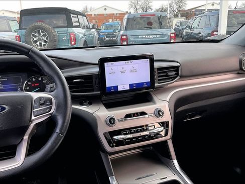 Certified 2023 Ford Explorer XLT w/ Equipment Group 202A image 5