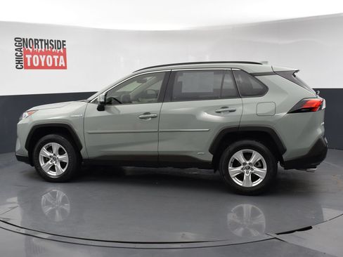 Used 2021 Toyota RAV4 XLE w/ Convenience Package AWD/4WD image 2