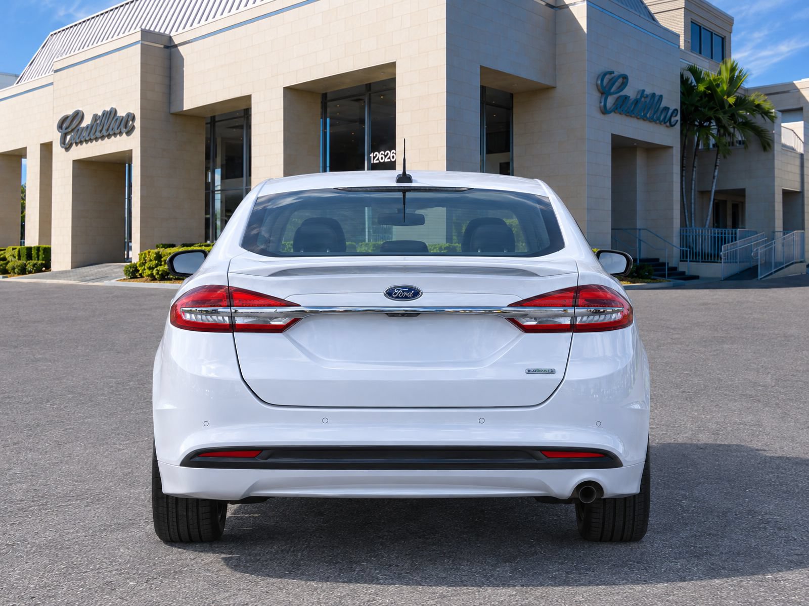 Used 2018 Ford Fusion SE w/ Equipment Group 201A FWD image 7