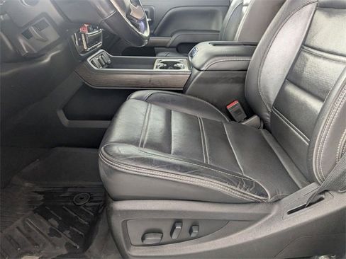 Used 2019 GMC Sierra 2500 Denali w/ Duramax Plus Package image 12