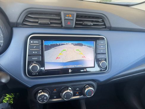 Used 2025 Nissan Versa SV FWD image 24