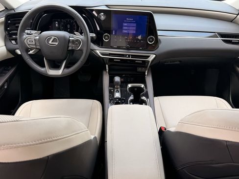 Used 2024 Lexus RX 350 FWD w/ Technology Package image 26