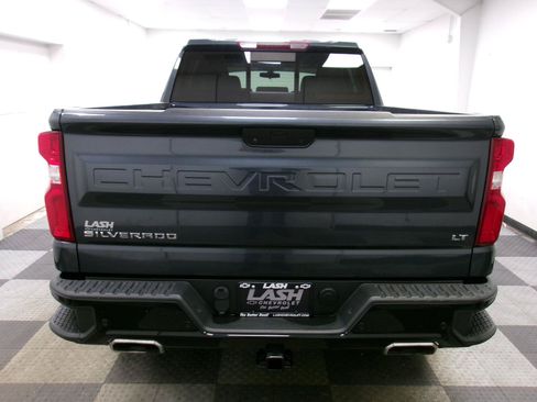 Used 2021 Chevrolet Silverado 1500 LT Trail Boss w/ Convenience Package II AWD/4WD image 12