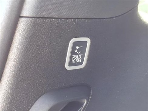 New 2025 Jeep Wagoneer 4WD image 21