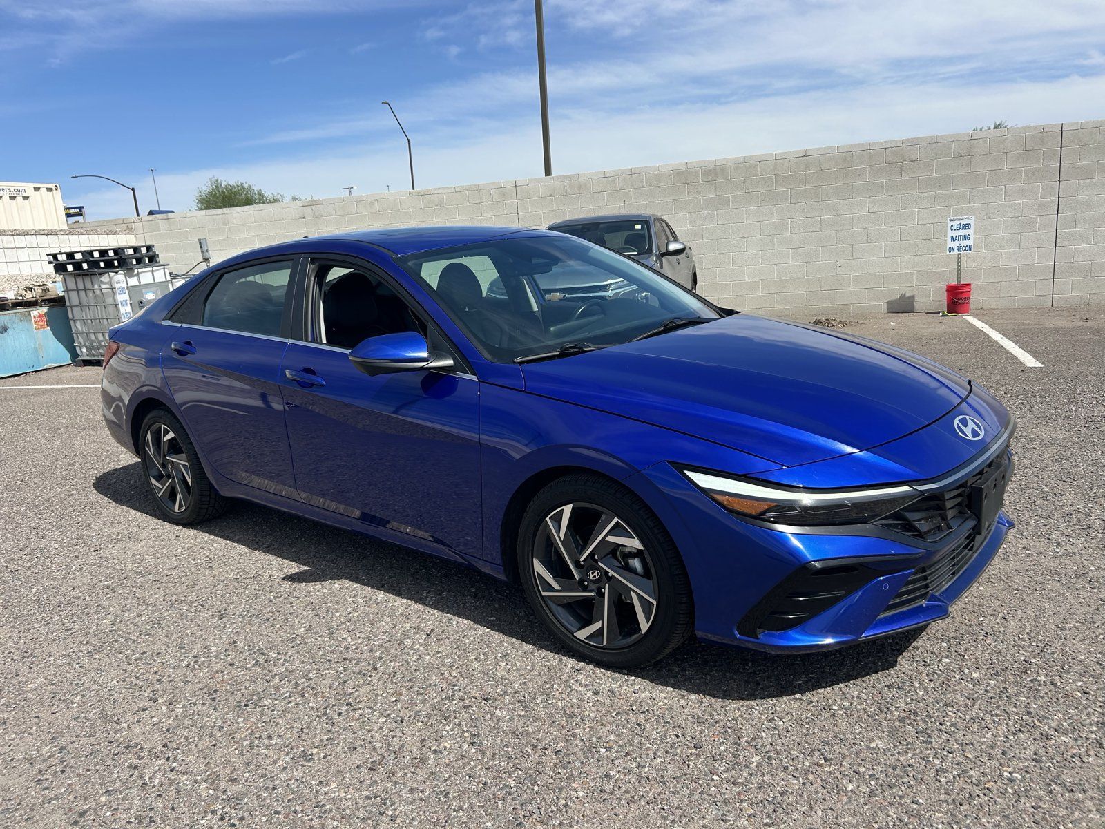 Used 2024 Hyundai Elantra Limited FWD image 7