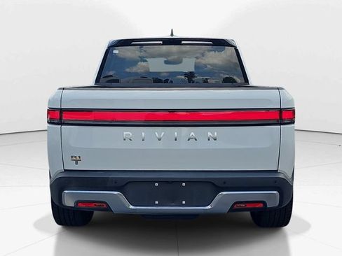 Used 2022 Rivian R1T Adventure AWD/4WD image 5