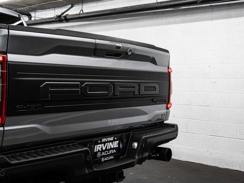 Used 2022 Ford F150 Raptor w/ Raptor 37 Performance Package AWD/4WD image 18