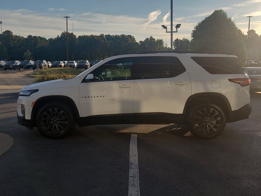 Used 2023 Chevrolet Traverse RS AWD/4WD image 6