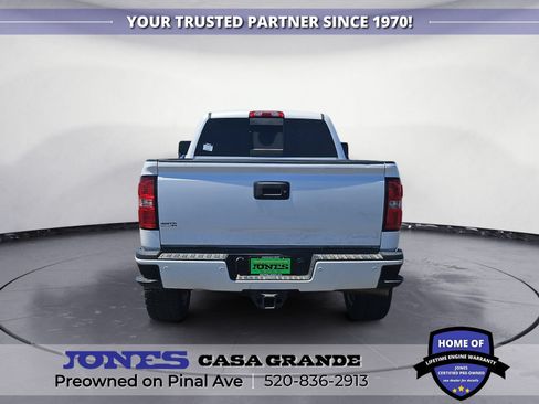 Used 2019 GMC Sierra 2500 Denali w/ Duramax Plus Package AWD/4WD image 5