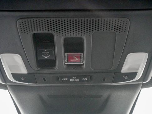 Used 2026 Honda CR-V Sport Touring image 28