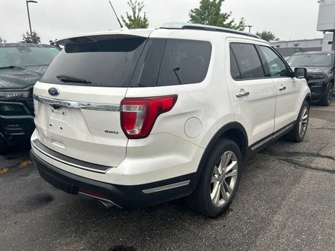 Used 2019 Ford Explorer Limited w/ Equipment Group 301A AWD/4WD image 4
