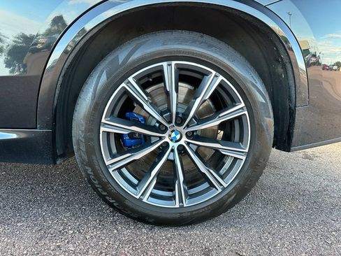 Used 2019 BMW X5 xDrive50i w/ M Sport Package AWD/4WD image 43