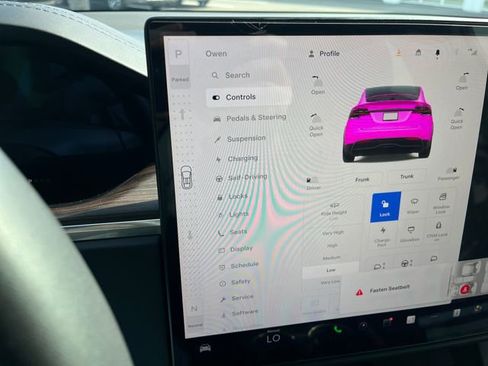 Used 2024 Tesla Model X AWD/4WD image 25