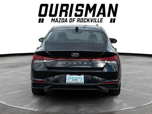 Used 2023 Hyundai Elantra SEL w/ Convenience Package image 5