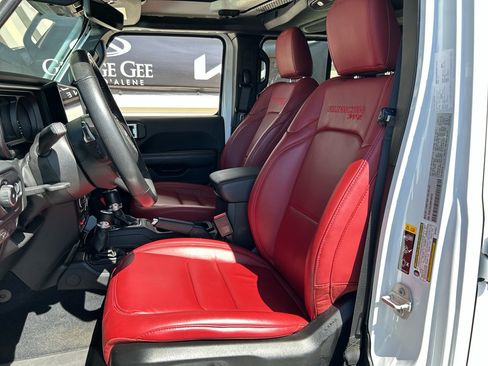 Used 2024 Jeep Wrangler Unlimited Rubicon 392 AWD/4WD image 12