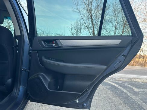 Used 2015 Subaru Outback 2.5i Premium image 33