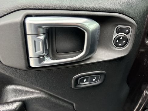 Used 2020 Jeep Wrangler Unlimited Rubicon image 27