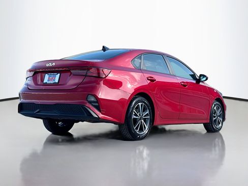 Used 2024 Kia Forte LXS image 2