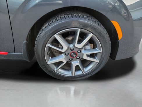 Certified 2021 Kia Soul GT-Line FWD image 28