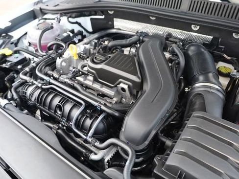New 2026 Volkswagen Jetta SE FWD image 23