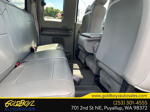 Used 2003 Ford F250 2WD SuperCab Super Duty image 21