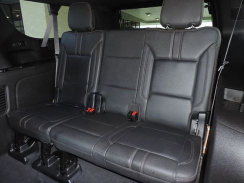 Certified 2022 Chevrolet Suburban RST w/ Luxury Package image 25