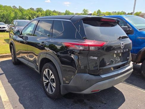 Used 2021 Nissan Rogue SV FWD image 7