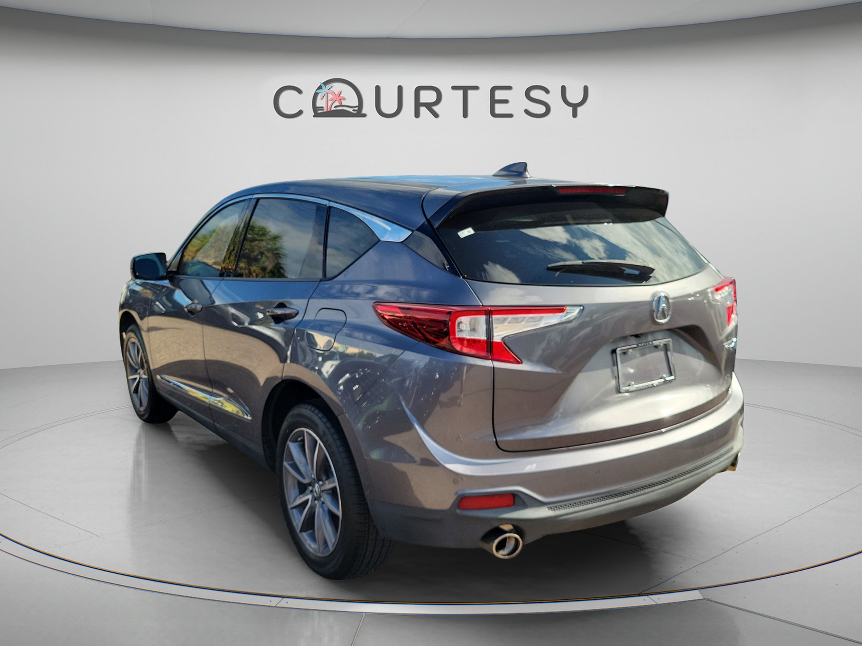 Used 2019 Acura RDX w/ Technology Package FWD image 3