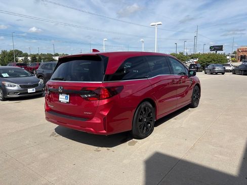 Used 2025 Honda Odyssey Sport-L image 5