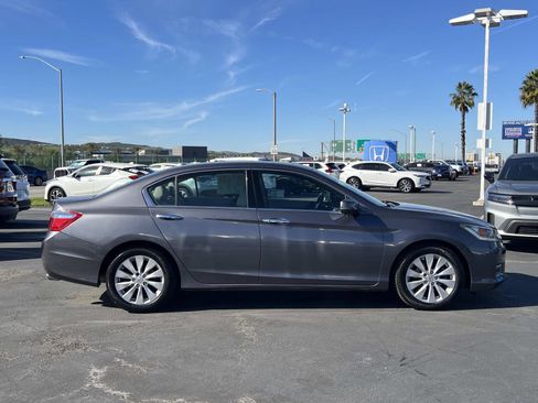 Used 2014 Honda Accord Touring image 27