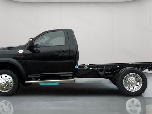 New 2024 RAM 4500 Tradesman image 6