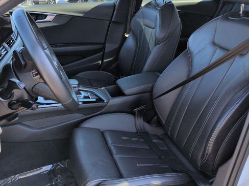 Used 2023 Audi A4 2.0T Premium image 16