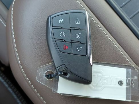 Used 2022 Chevrolet Tahoe High Country image 34