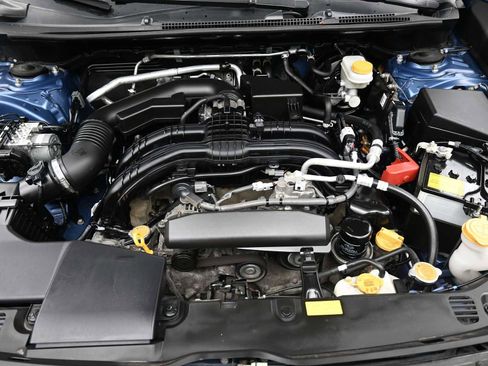 Used 2021 Subaru Crosstrek 2.0i Premium w/ Moonroof Package image 9