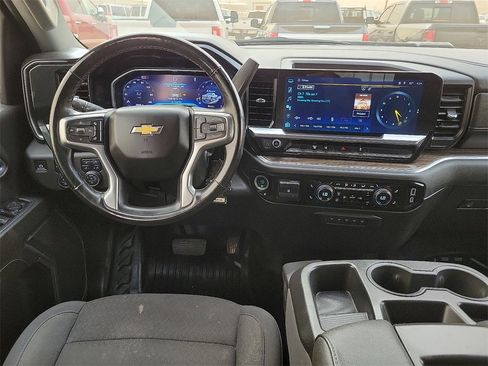 Used 2024 Chevrolet Silverado 2500 LT w/ Convenience Package image 17