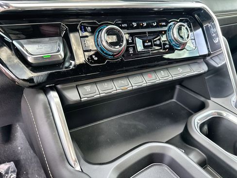 New 2026 GMC Sierra 2500 Denali Ultimate w/ Max Trailering Package image 27