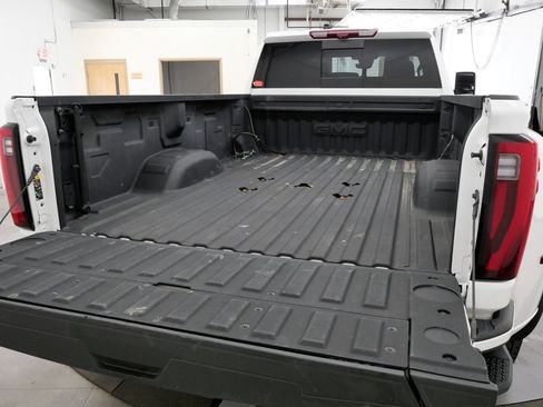 Used 2025 GMC Sierra 3500 Denali w/ Denali Reserve Package AWD/4WD image 43