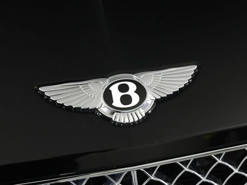 Used 2021 Bentley Continental GT AWD/4WD image 12