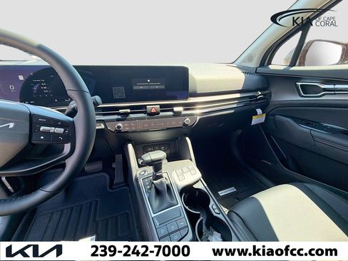 New 2026 Kia Sportage SX FWD image 26